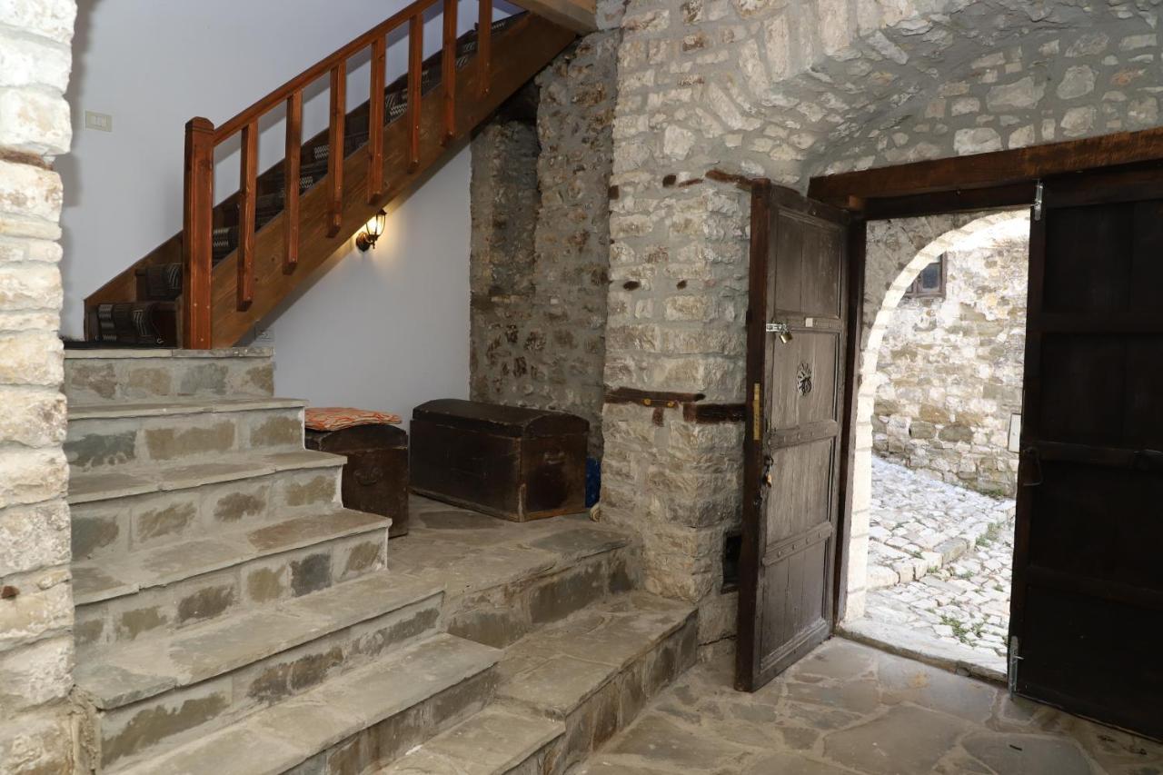Villa Athina In Berat Castle - Since 1741 Exterior foto